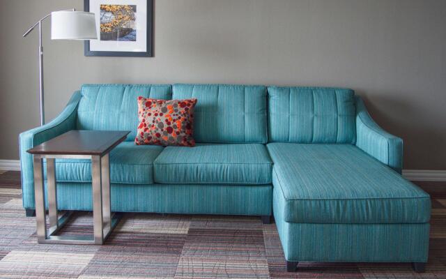 Hampton Inn & Suites Moore