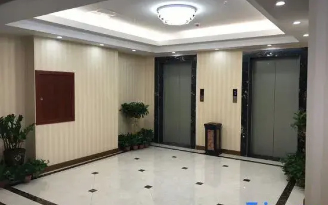 Yiyang Jiu Duan Line Boutique Hotel
