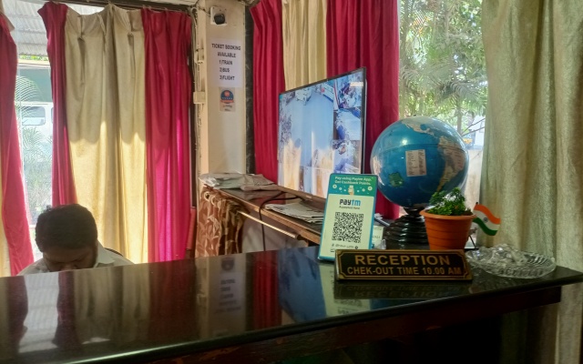 Hotel Geetanjali St Bus Stand Panvel – Guest Rooms – Panvel