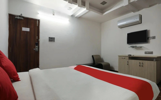 Akhand Homes by OYO Rooms