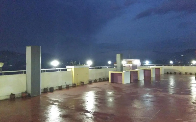 Lagana MMR Holiday Inn