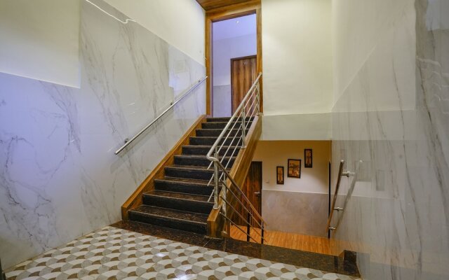 Fabhotel Moonlite Residency