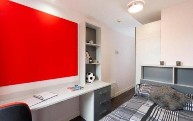 Summer Hostels - Beaverbank (Campus Accommodation)