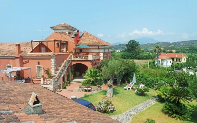 Emanuele Apartments