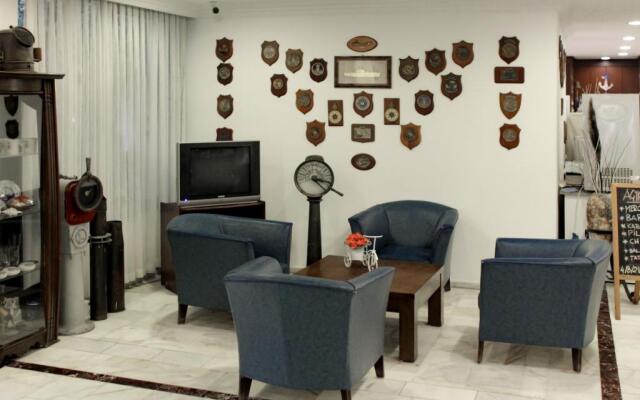 Navy Hotel