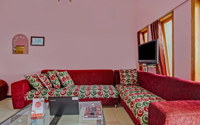 OYO 3866 Villa Gothick