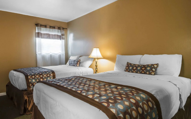 Skylark Shores Resort