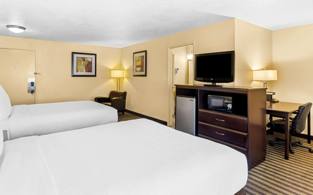 Quality Inn & Suites Vancouver - Hazel Dell