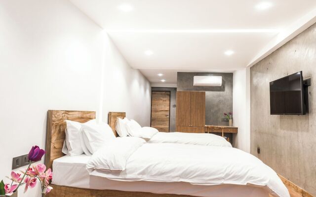9ine Thamel Hotel