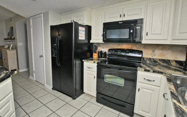 Phoenix V1008 by Youngs Suncoast