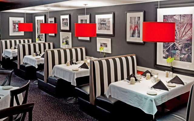 Red Roof Inn PLUS+ Newark Liberty Airport - Carteret