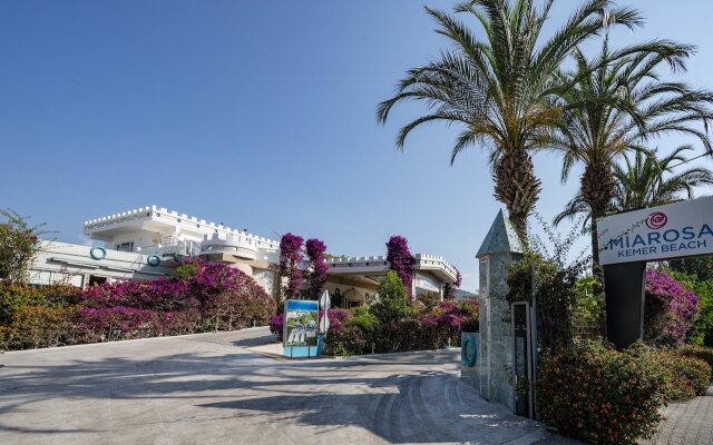 Miarosa Kemer Beach Hotel