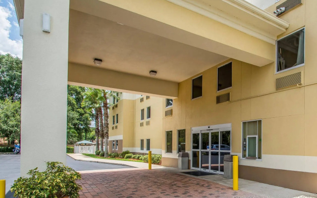 Comfort Inn