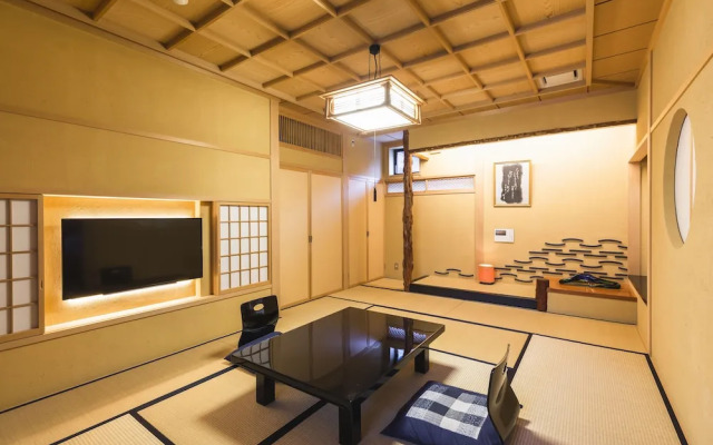 Tsuta Onsen