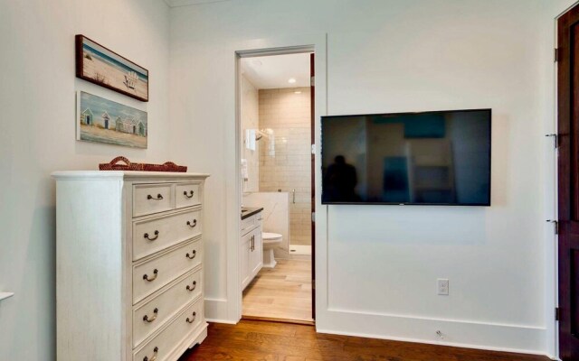 Serenity Retreat by Destin Getaways