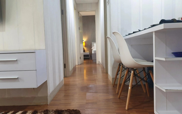3BR Trivium Cikarang free Netflix Disney & PrimeVideo with pool & lake view – Guest Rooms – Cikarang
