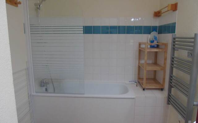 Lou Services Apartment CB3 LSI 001