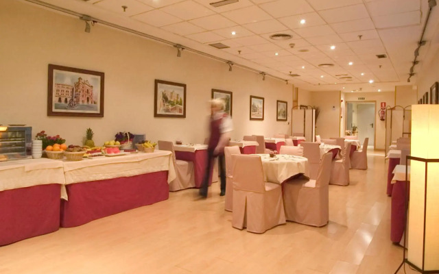 Hotel Infanta Mercedes
