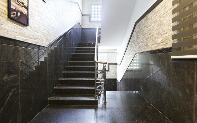 Treebo Trend Dwaraka Grand