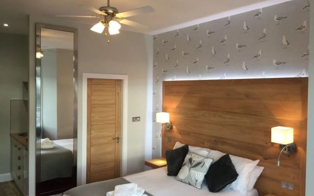 OYO Harmony Apartments