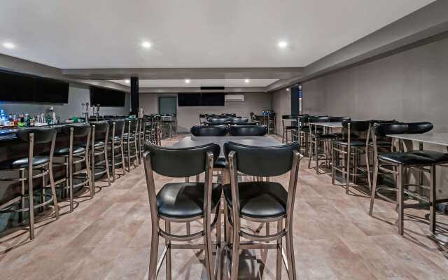 Americas Best Value Inn Foxboro