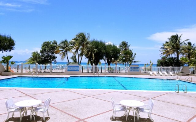 Beachfront Coral Beach Condo 305