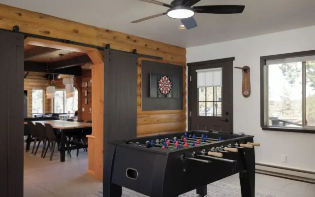 High-end Cabin 3BR 30min to Hoodoo Ski
