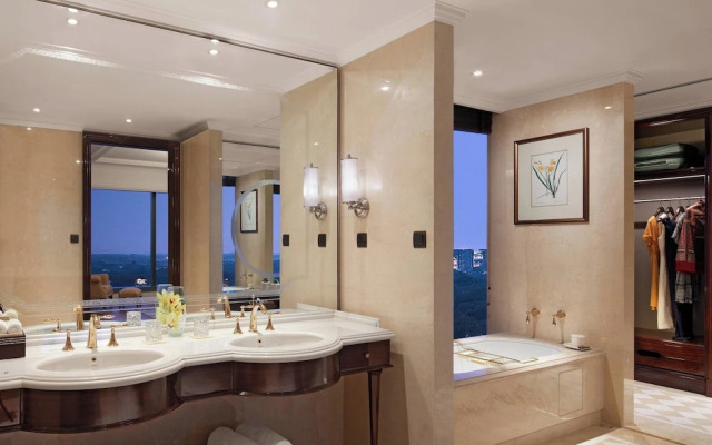 The Ritz-Carlton, Pune