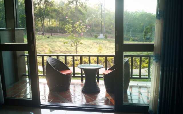 Phu Chom Mork Resort