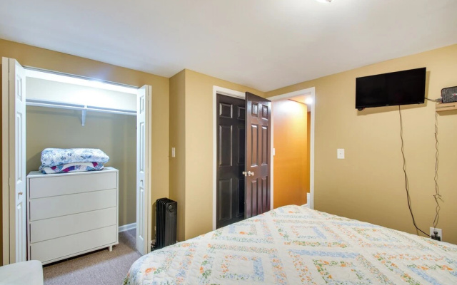 Charming Virginia Getaway Near Hiking & Golfing!