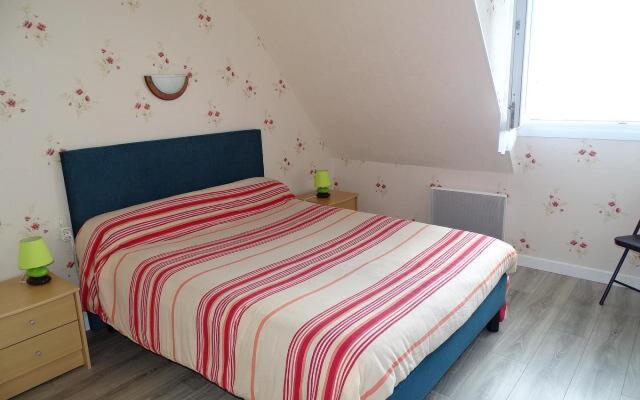 Holiday Home in Plouhinec With Sea Views