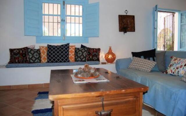 Los Olivos Country Villas Casasol