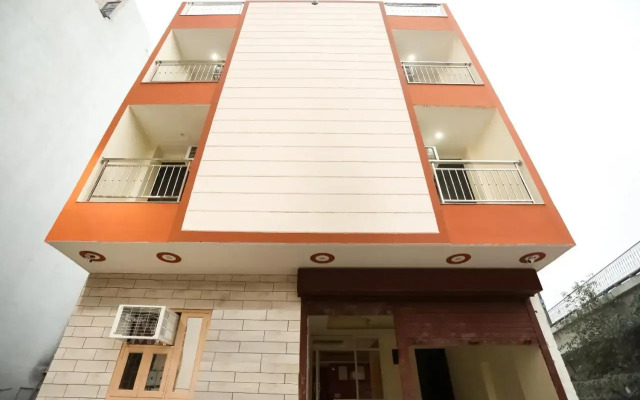 Oyo Flagship 65319 Bd Palace