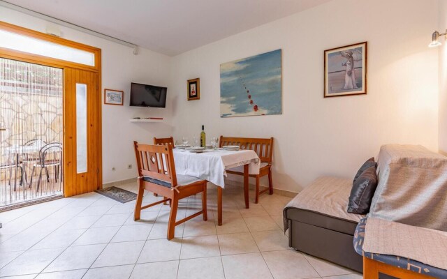 Nice Apartment in Rovinj With 2 Bedrooms and Wifi
