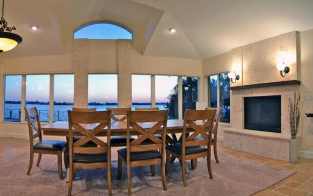 Sarasota - Dunmore 8730