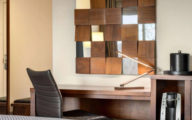 Atlantic Host Hotel, Trademark Collection by Wyndham