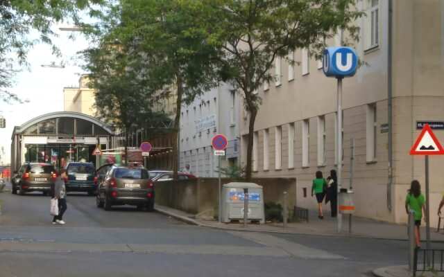 CheckVienna - Apartment Meiselstrasse
