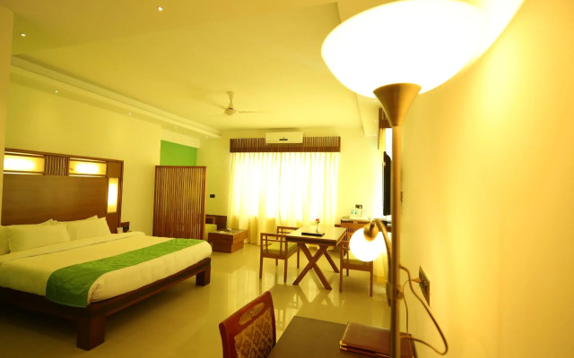 Inderlok Hotel