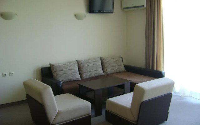 Family Hotel Kandrovi