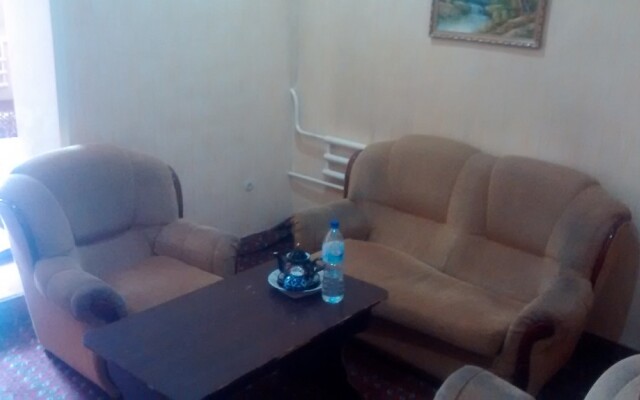 Akmal Hotel