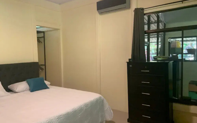 Beachfront House Punta uva