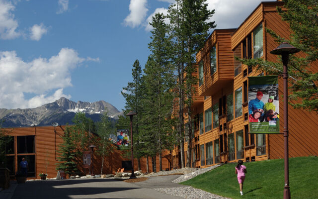 Huntley Lodge at Big Sky Resort