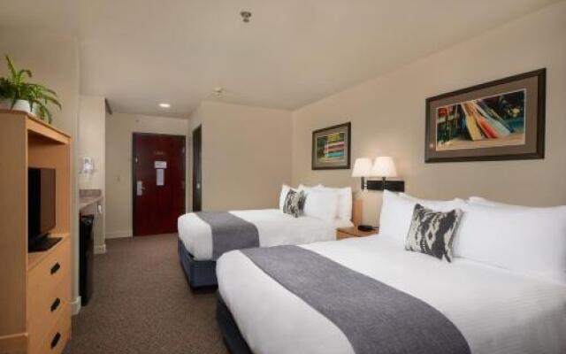 The Garibaldi House Inn & Suites