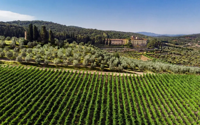 Casa Villa Rentals by Torre a Cona