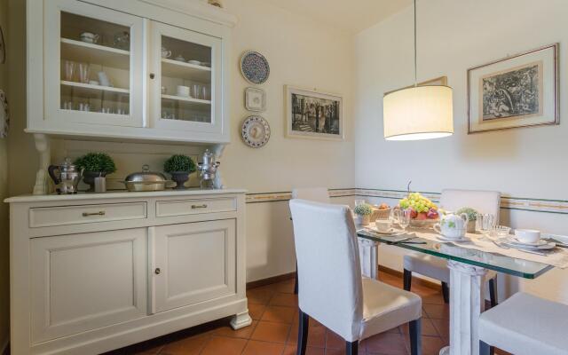 Casa Emy in Lucca With 3 Bedrooms and 2 Bathrooms