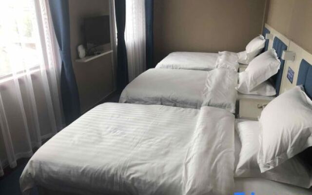 Xuequan Express Hotel