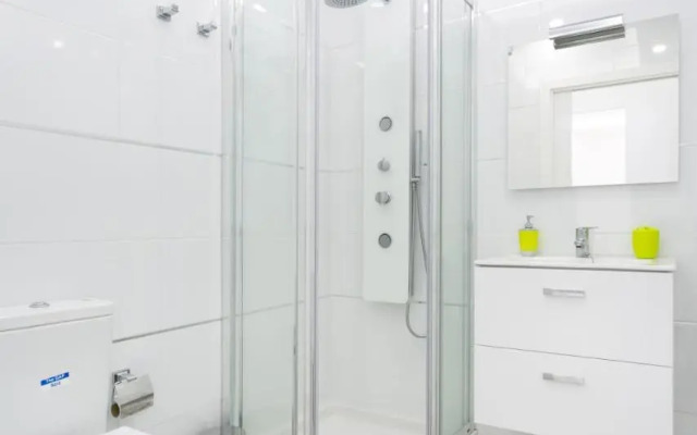 906 Luxury Paraiso Sea View
