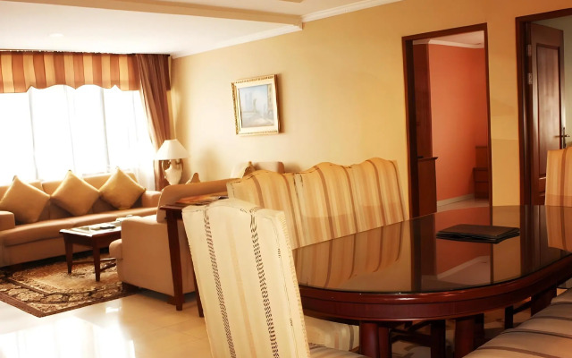 Travellers Suites Serviced Apartments