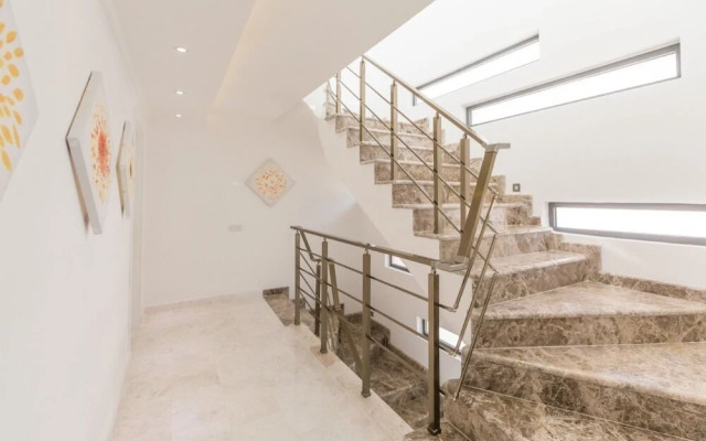 Villa Maris by Akdenizvillam