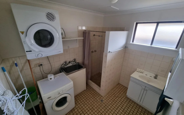 Ocean Beach Chalet 16